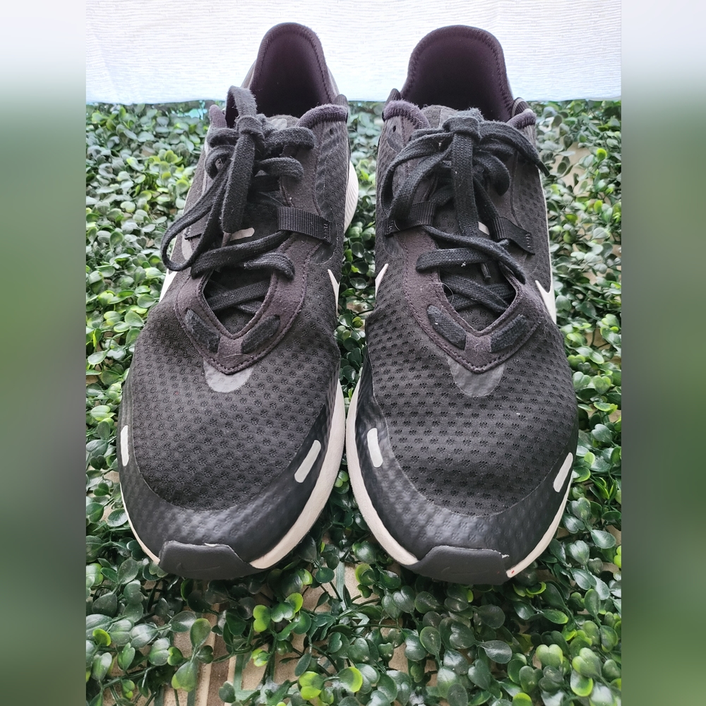 Men Nike 72 size 13